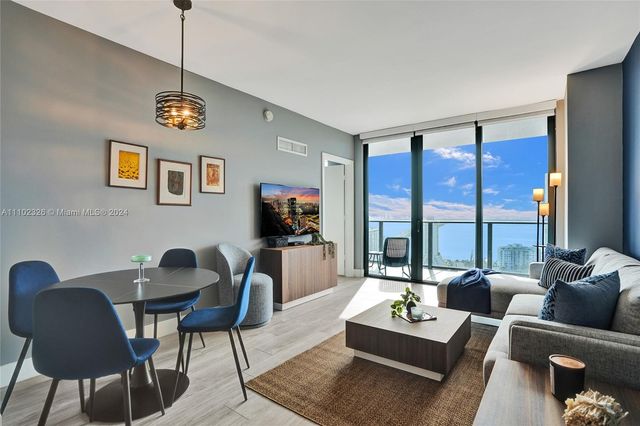 121 NE 34th St 2906, Miami, FL 33137