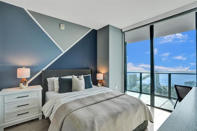 121 NE 34th St 2906, Miami, FL 33137