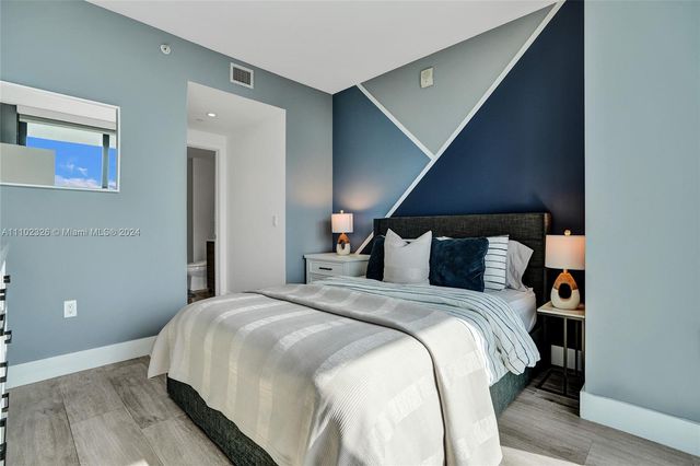 121 NE 34th St 2906, Miami, FL 33137
