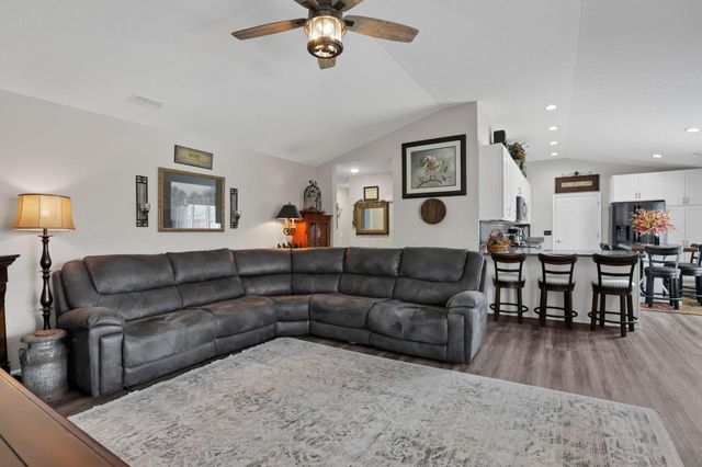 1220 Timber Wood Drive, Marysville, OH 43040