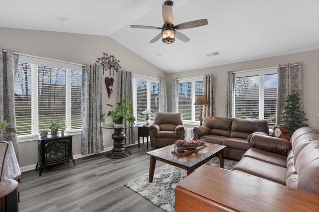 1220 Timber Wood Drive, Marysville, OH 43040