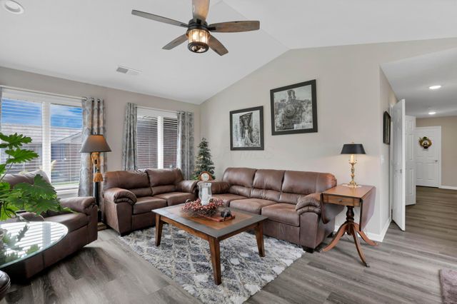 1220 Timber Wood Drive, Marysville, OH 43040