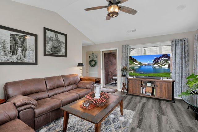 1220 Timber Wood Drive, Marysville, OH 43040