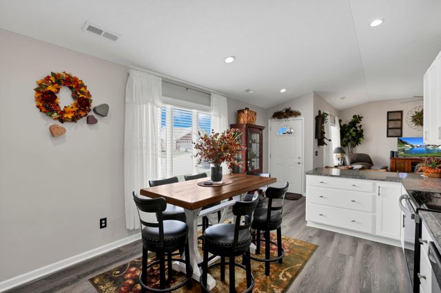 1220 Timber Wood Drive, Marysville, OH 43040