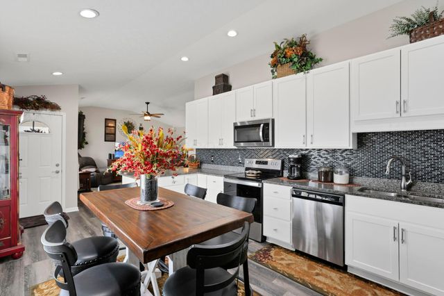 1220 Timber Wood Drive, Marysville, OH 43040