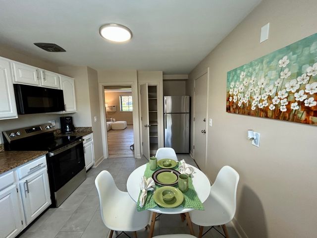 70 Charlesbank Way F, Waltham, MA 02453