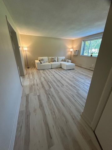 70 Charlesbank Way F, Waltham, MA 02453