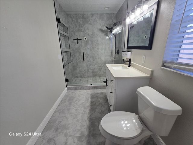 5942 52ND AVENUE N, Kenneth City, FL 33709