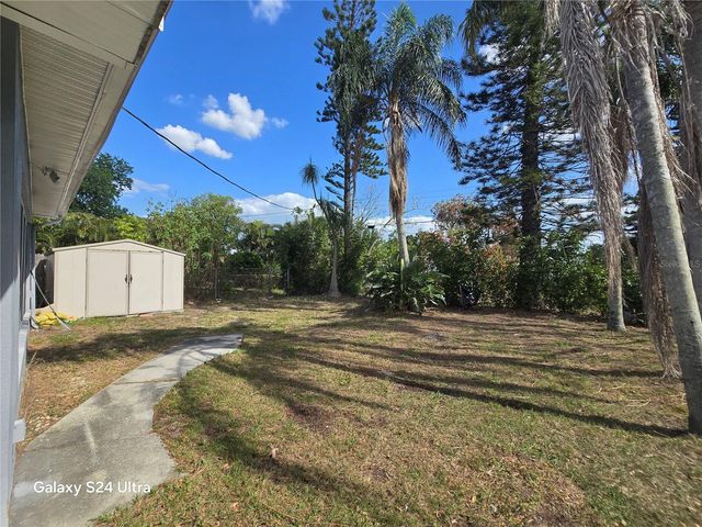 5942 52ND AVENUE N, Kenneth City, FL 33709