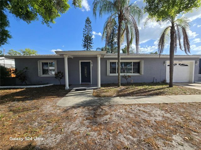 5942 52ND AVENUE N, Kenneth City, FL 33709