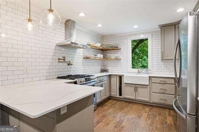 10 Dimsdale Lane, Alpharetta, GA 30004