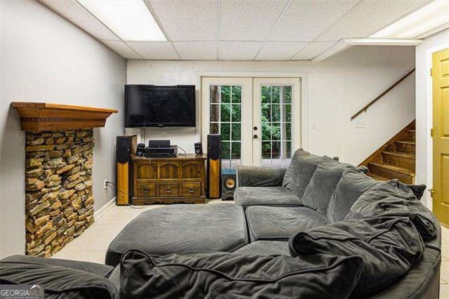 10 Dimsdale Lane, Alpharetta, GA 30004