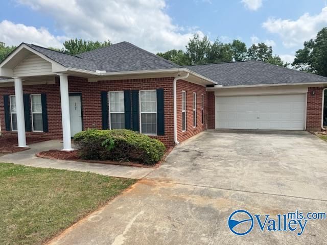 202 Blue Sage Drive, Harvest, AL 35749