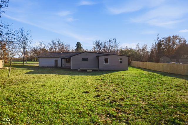 2752 W County Road 150 N, New Castle, IN 47362