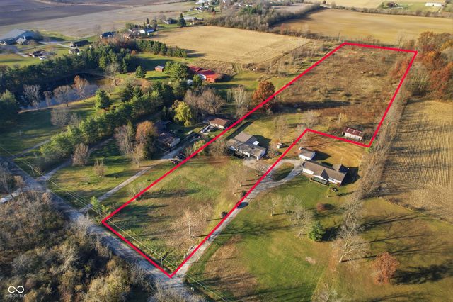 2752 W County Road 150 N, New Castle, IN 47362