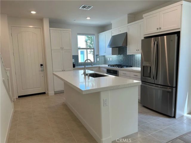 533 Embrook Way, West Covina, CA 91791