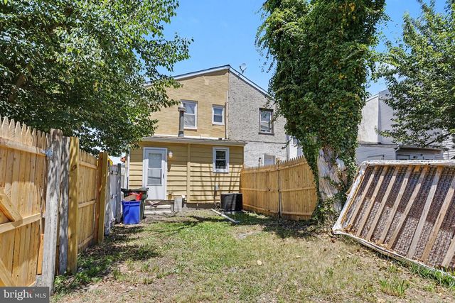 348 E BROAD ST, Burlington, NJ 08016