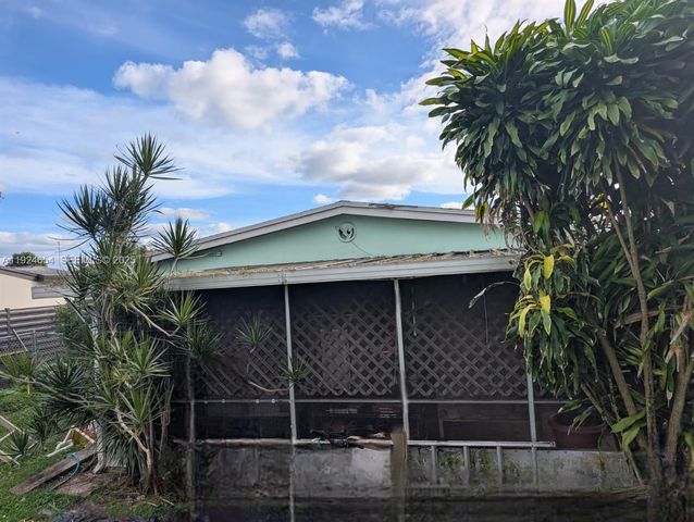 7231 Ramona St, Miramar, FL 33023