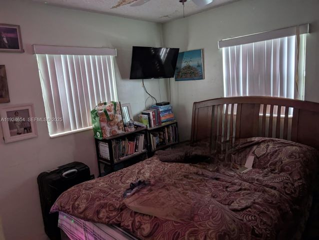 7231 Ramona St, Miramar, FL 33023