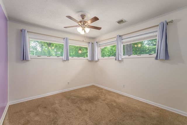 3219 E Skinner, Wichita, KS 67218