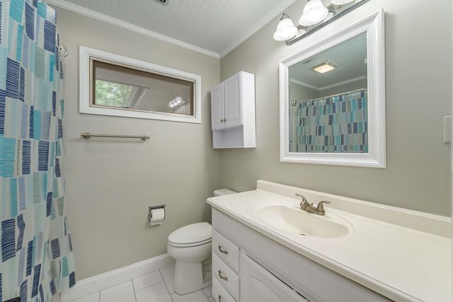 3219 E Skinner, Wichita, KS 67218