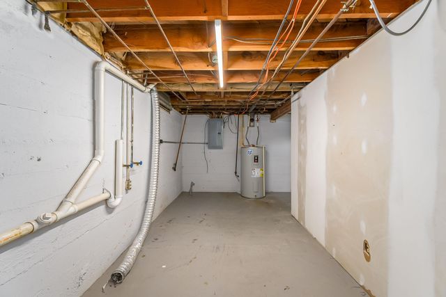 3219 E Skinner, Wichita, KS 67218