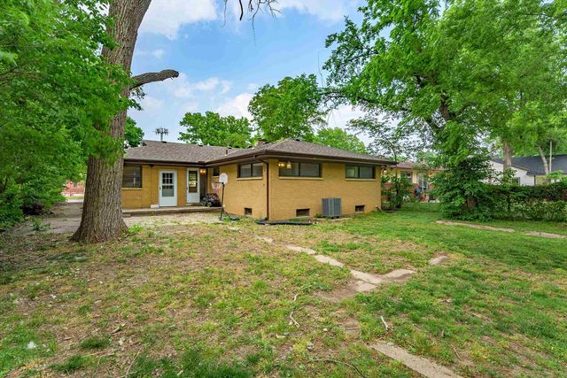 3219 E Skinner, Wichita, KS 67218