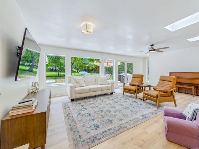 2615 Flakewood Road, Little Rock, AR 72207