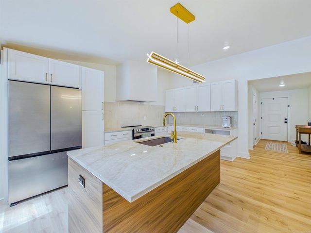 2615 Flakewood Road, Little Rock, AR 72207