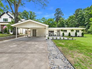 2615 Flakewood Road, Little Rock, AR 72207