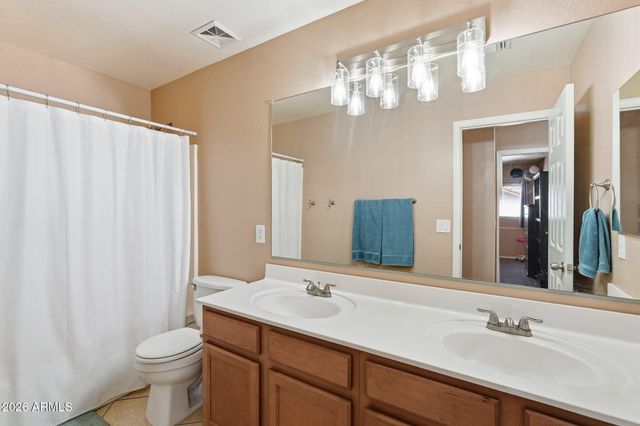11539 E QUINTANA Avenue, Mesa, AZ 85212
