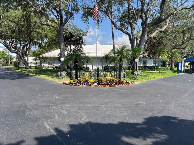 6345 Bay Club Drive 3, Fort Lauderdale, FL 33308