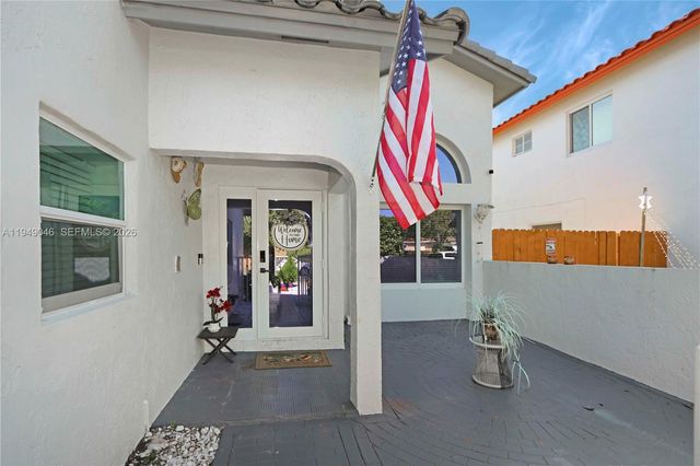 14716 SW 111th Ter, Miami, FL 33196