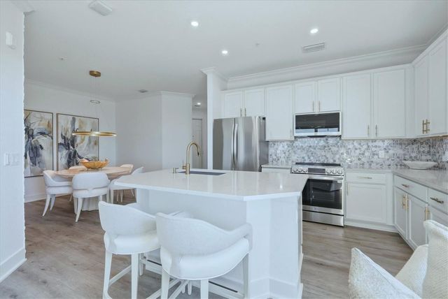 850 TIDEWATER SHORES LOOP 301, Bradenton, FL 34208