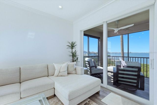 850 TIDEWATER SHORES LOOP 301, Bradenton, FL 34208