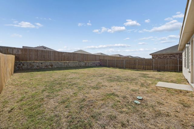 1633 Rosy Finch Drive, Forney, TX 75126