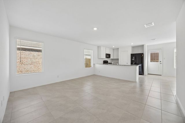 1633 Rosy Finch Drive, Forney, TX 75126