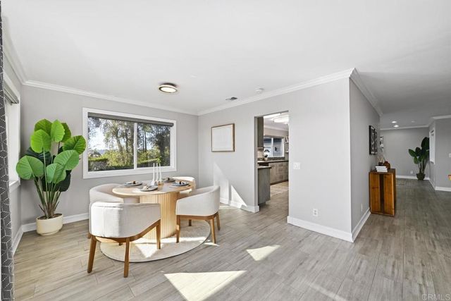 1118 Orangewood Drive, Escondido, CA 92025