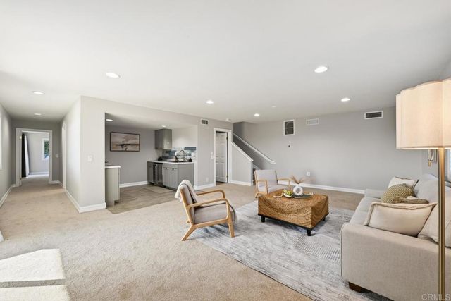 1118 Orangewood Drive, Escondido, CA 92025