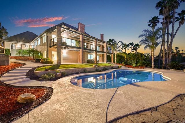 1118 Orangewood Drive, Escondido, CA 92025
