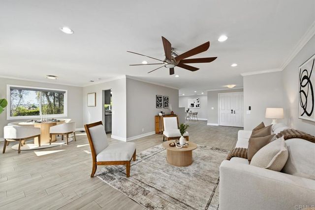 1118 Orangewood Drive, Escondido, CA 92025