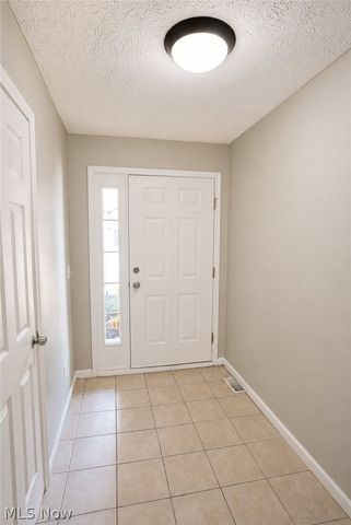 6387 Forest Park Drive, North Ridgeville, OH 44039