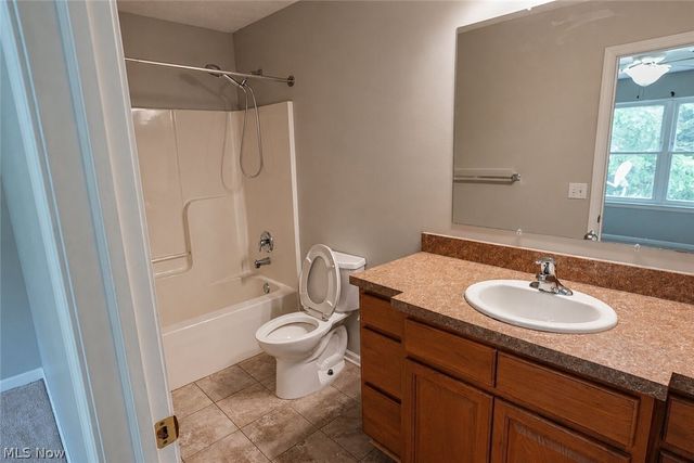 6387 Forest Park Drive, North Ridgeville, OH 44039