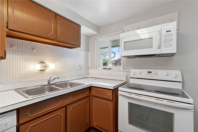 3907 Ackerman Boulevard, Kettering, OH 45429