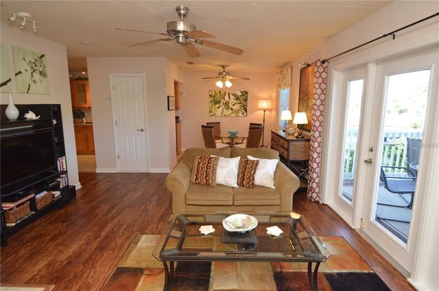 3889 POMPANO DRIVE SE C, St Petersburg, FL 33705
