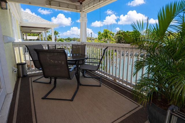 3889 POMPANO DRIVE SE C, St Petersburg, FL 33705