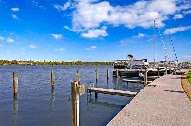 3889 POMPANO DRIVE SE C, St Petersburg, FL 33705