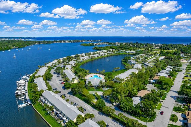 3889 POMPANO DRIVE SE C, St Petersburg, FL 33705