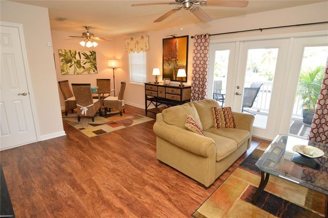 3889 POMPANO DRIVE SE C, St Petersburg, FL 33705