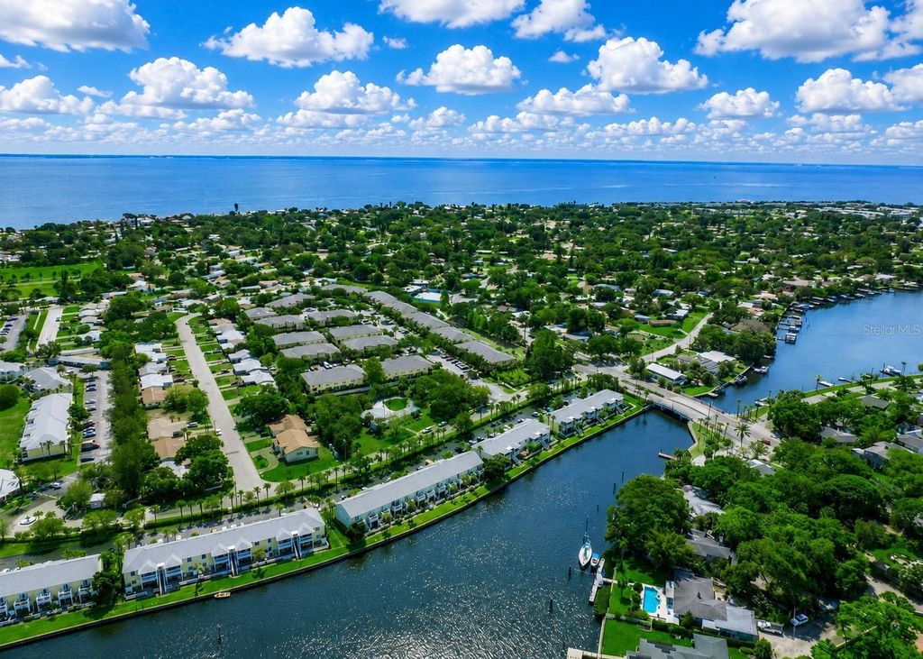 3889 POMPANO DRIVE SE C, St Petersburg, FL 33705